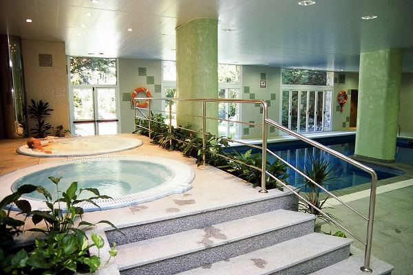 Hotel Guillem & Spa Encamp Bagian luar foto