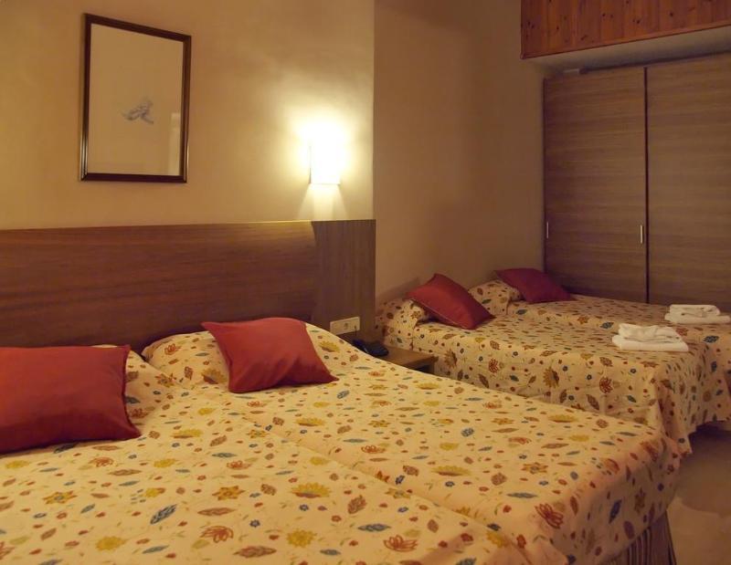 Hotel Guillem & Spa Encamp Bagian luar foto